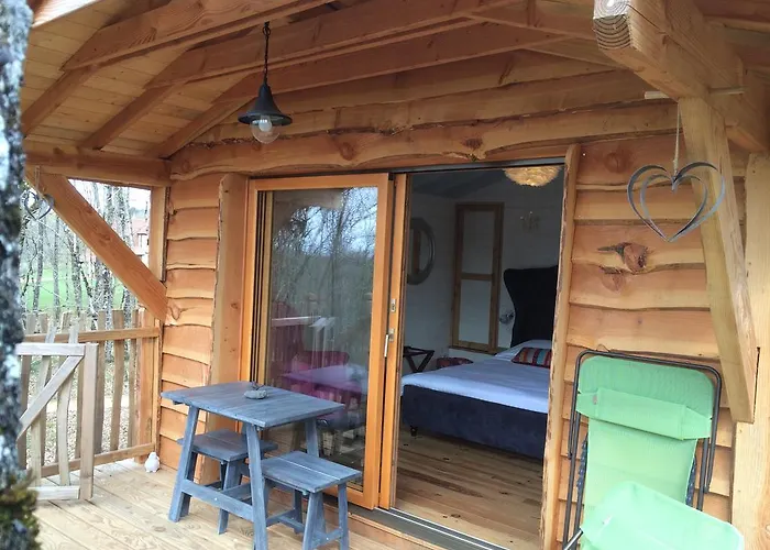 Perchee Dordogne La Ferme De Sirguet